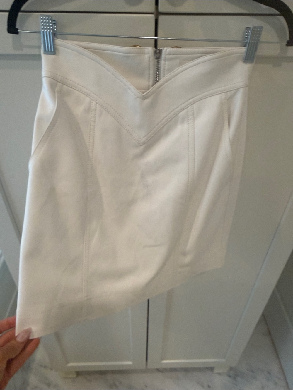 Women's White V-Paneled Mini Skirt